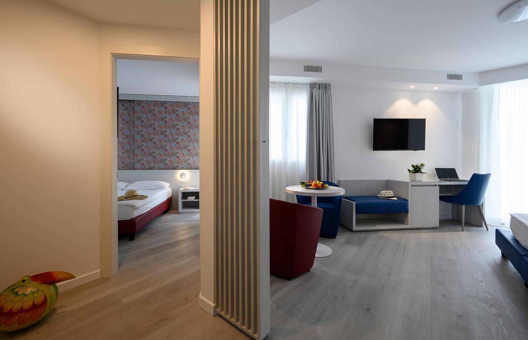 Grand Hotel Playa لينانو سابيادورو المظهر الخارجي الصورة